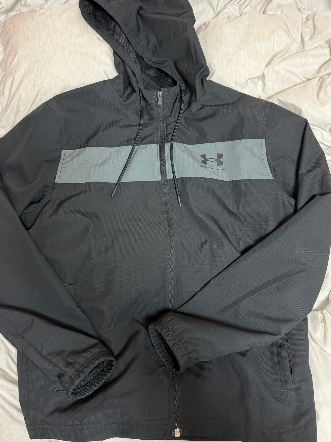 언더아머 바람막이 M 상품이미지1