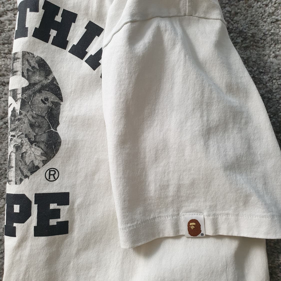 [무료배송] A BATHING APE 반팔 티셔츠 상품이미지7
