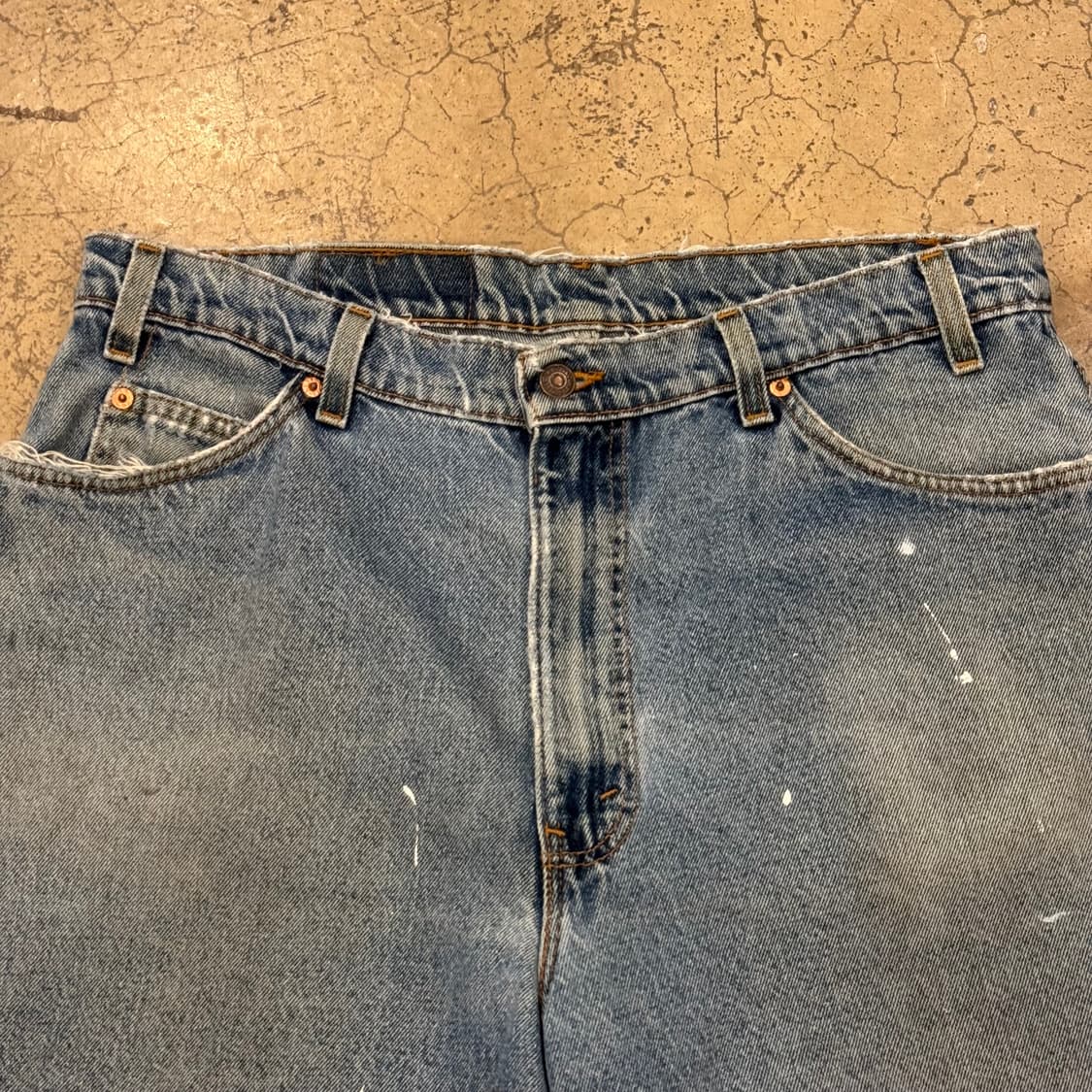 90s USA Levi’s 560 denim shorts (36) 상품이미지4