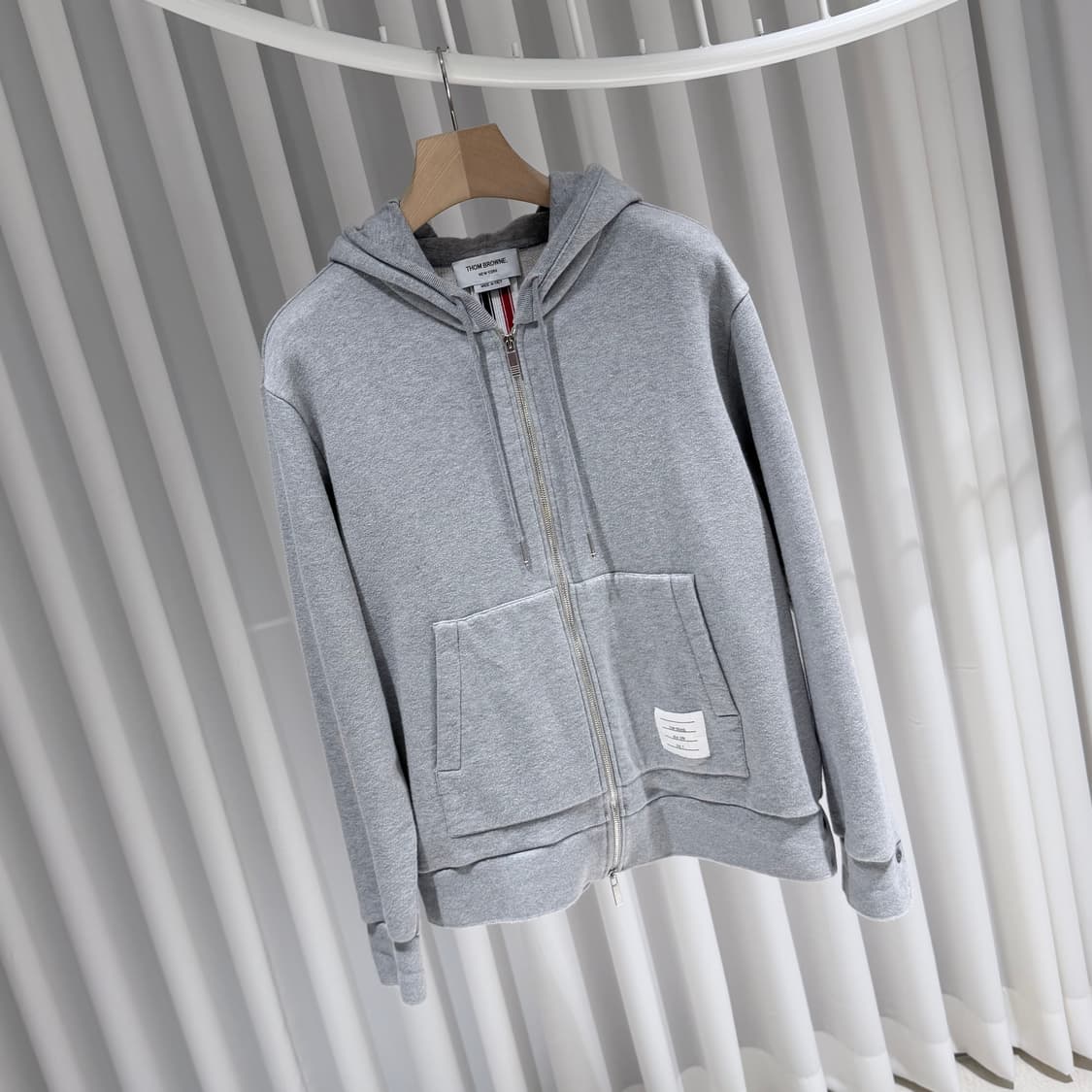 (A+/3) / 톰브라운 클래식 루프백 센터 백 스트라이프 집업 후드집업 상품이미지3