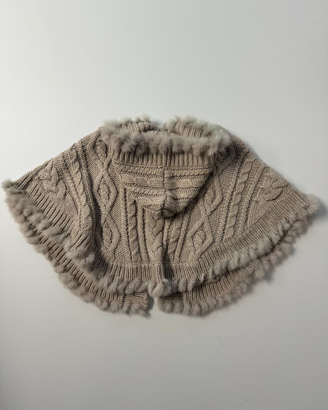 울 혼방 래핏 퍼 트리밍 니트 케이프 가디건 상품이미지4