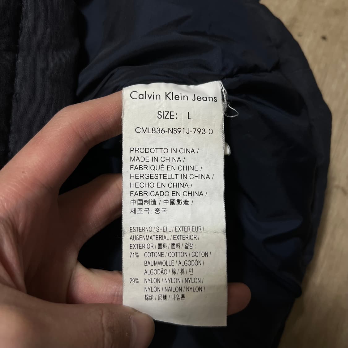 캘빈클라인 진스 여성 후드 야상 미디엄 패딩 점퍼 [네이비] L/100 상품이미지5