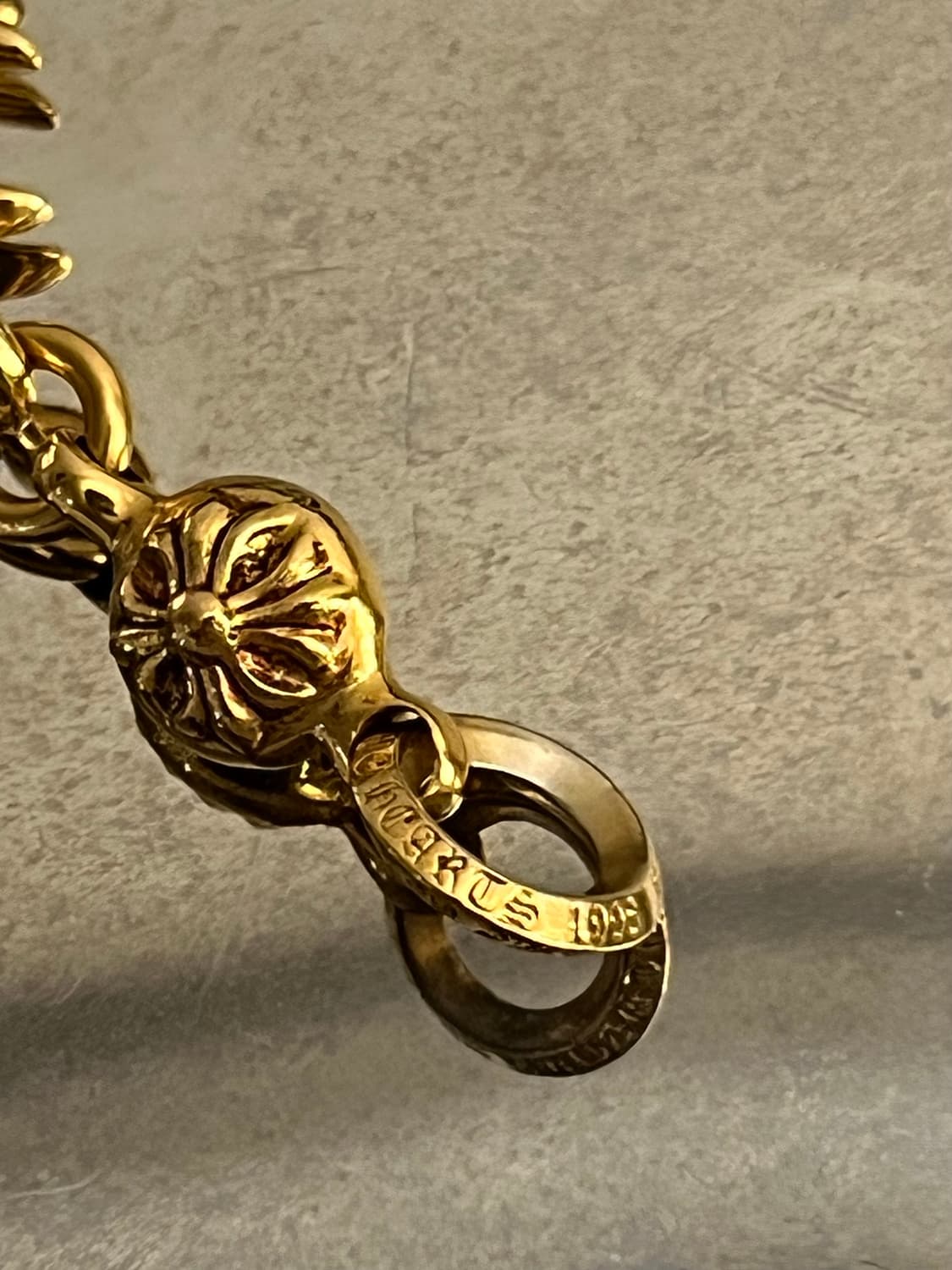 [크롬하츠] 22k 원 볼 타이니 크로스 1P 파베 다이아 펜던트 참 상품이미지3