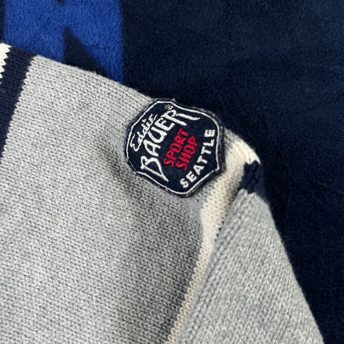 (EDDIE BAUER)에디바우어 울100 니트 (실측확인) 상품이미지3