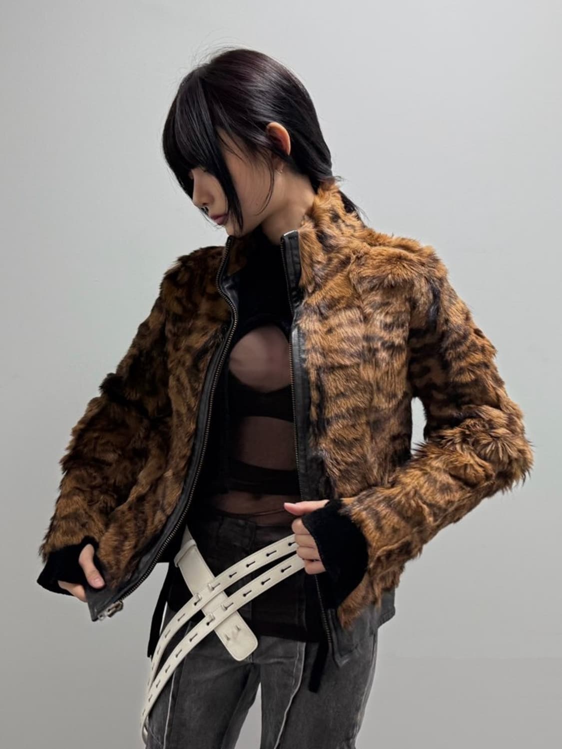 VTG TIGER PATTERN FUR JACKET 상품이미지1