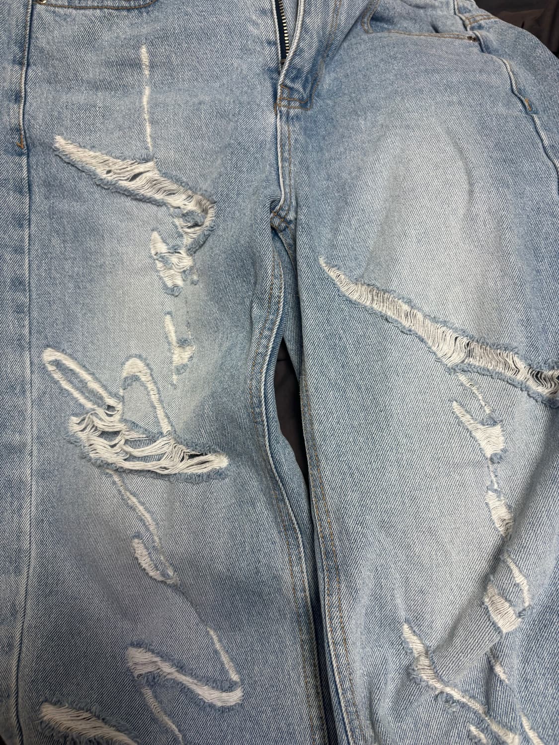 SIGNATURE LOGO DESTROYED DENIM LIGHT BLU 상품이미지5