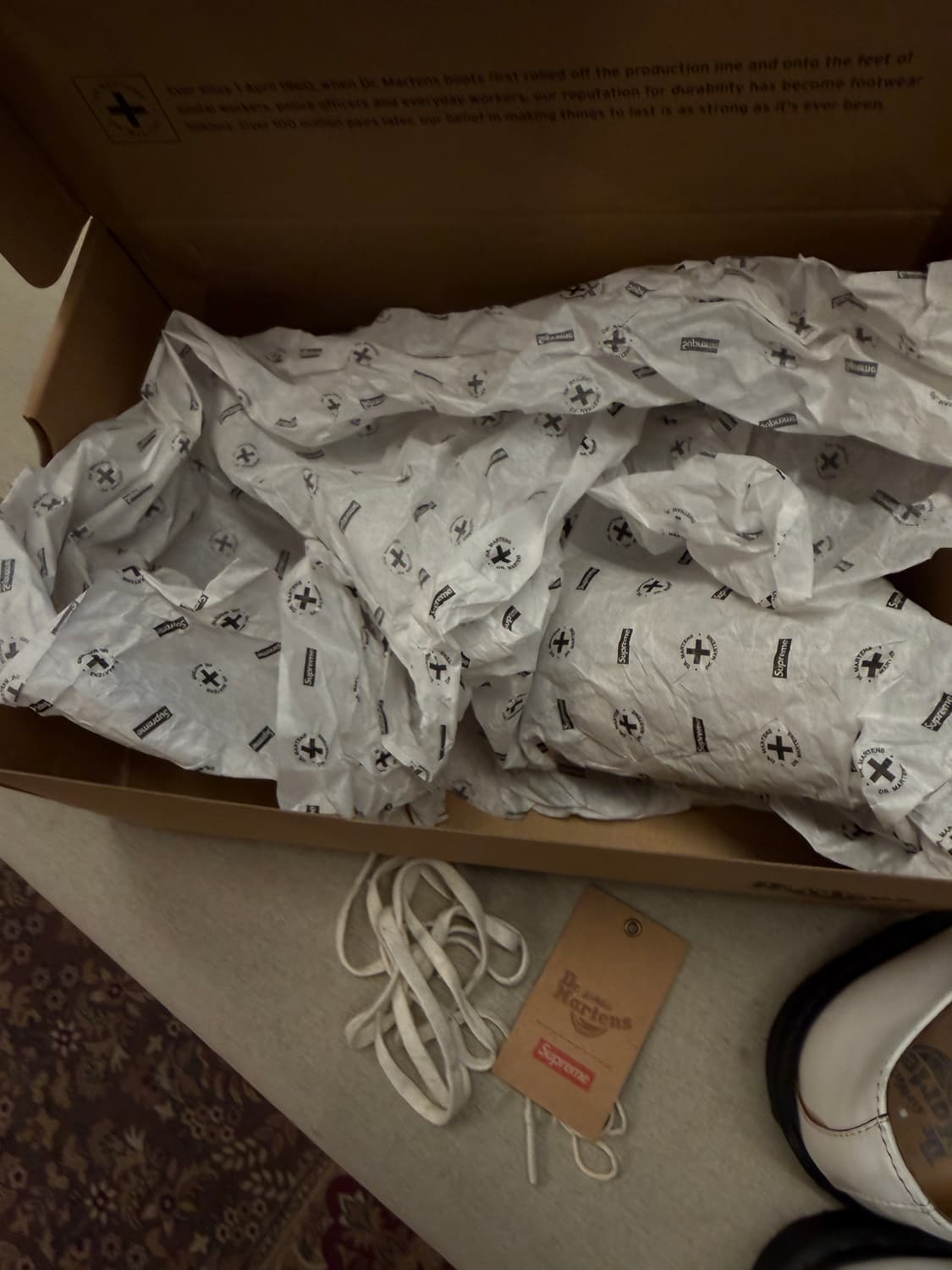 슈프림 닥터마틴 스파이더웹 화이트 us8 41사이즈  상품이미지6