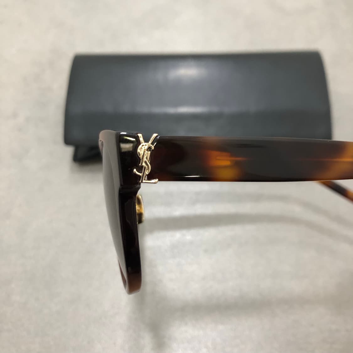 생로랑 ysl 이브생로랑 입생로랑 이태리 선글라스 상품이미지3