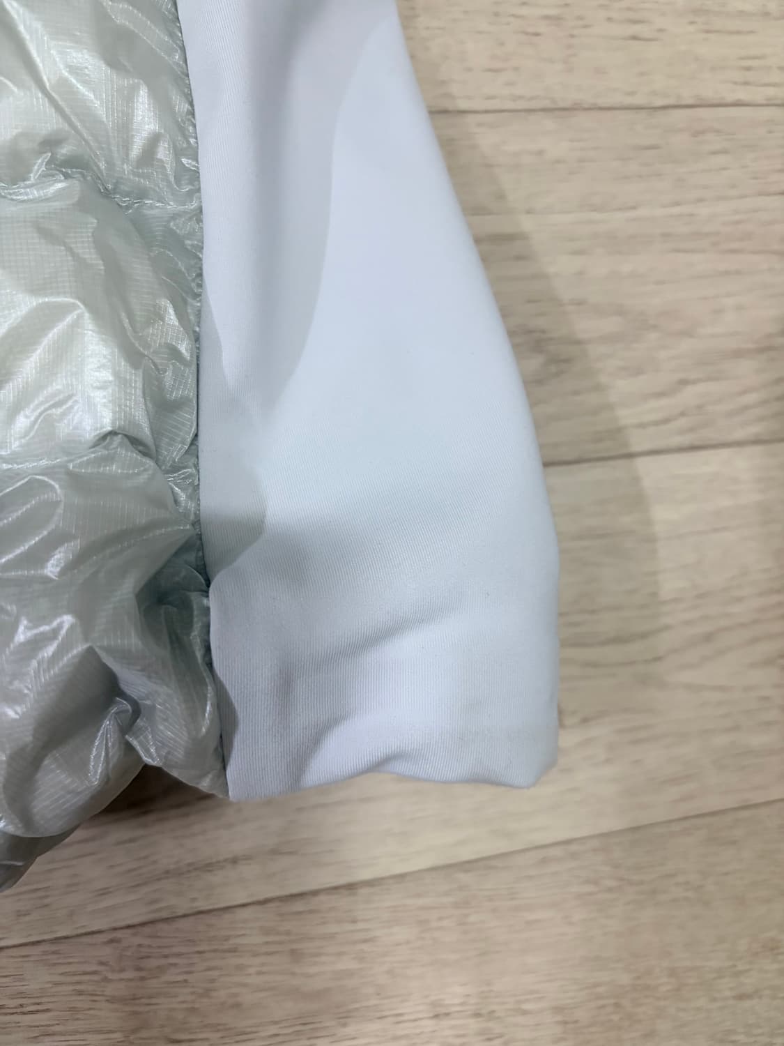 오호스 라이트 다운 후드 재킷 경량패딩 그레이 상품이미지4