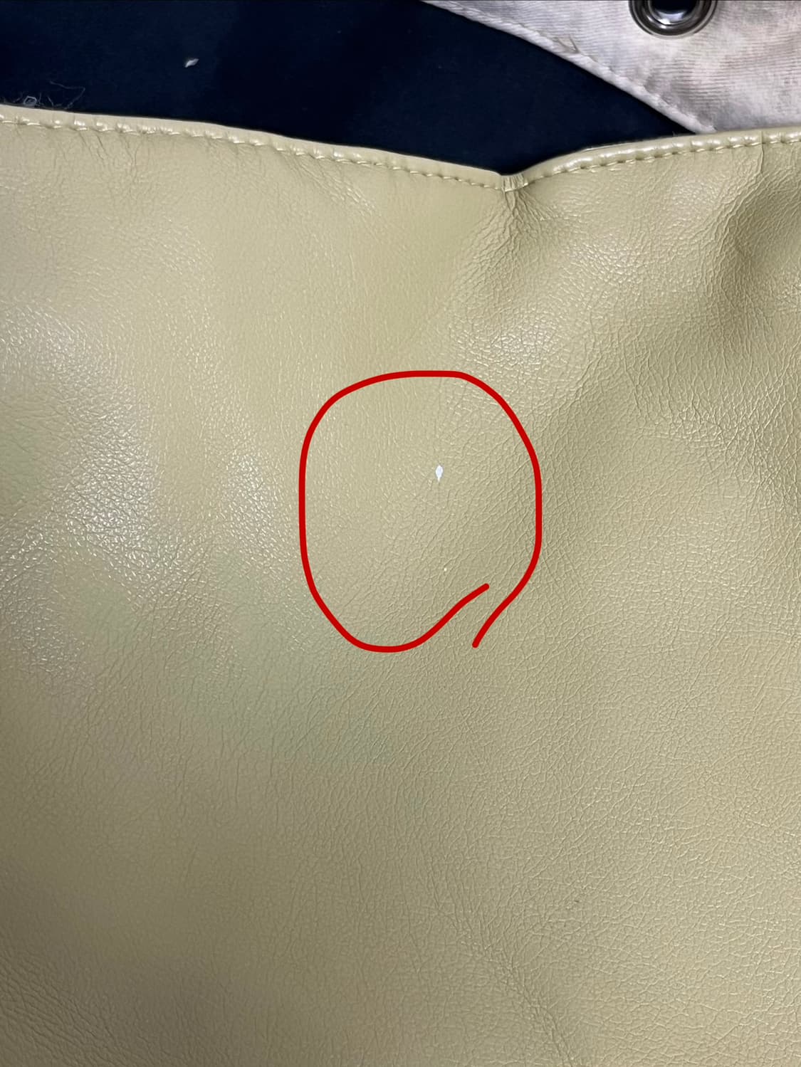 뎁크 아일렛 레더백 버터 상품이미지7