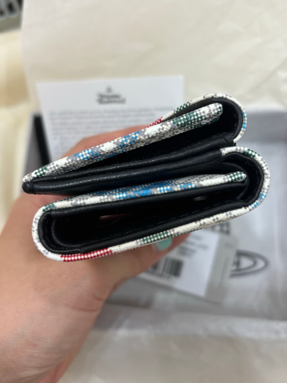 비비안웨스트우드 체크지갑 상품이미지4