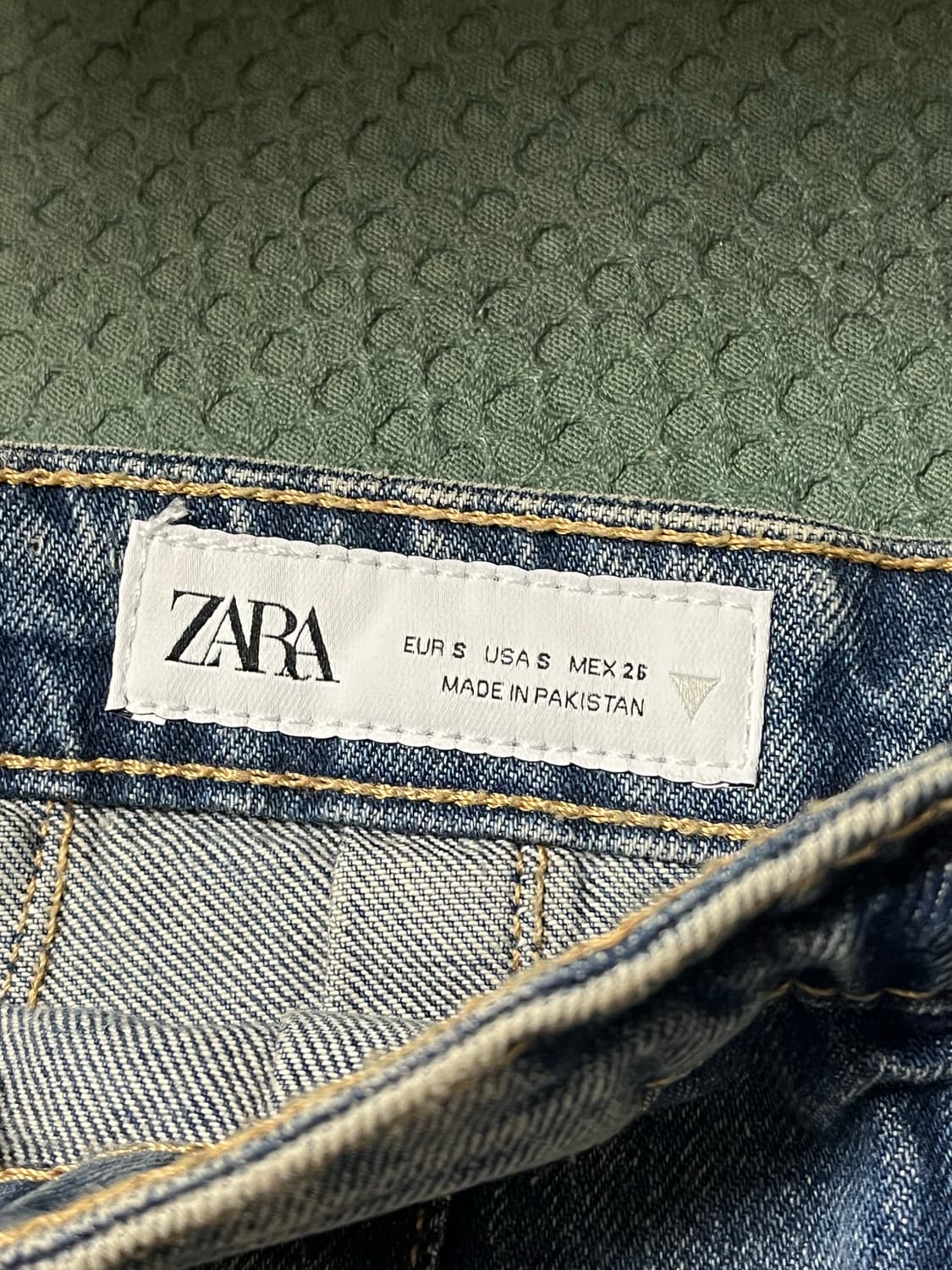 [자라 ZARA] 플리츠 데님 스커트 상품이미지4