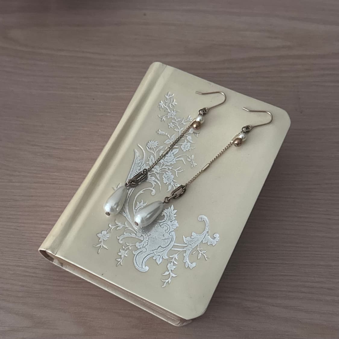 Vintage 빈티지 진주 드롭 롱 귀걸이 (착샷 O) 상품이미지3