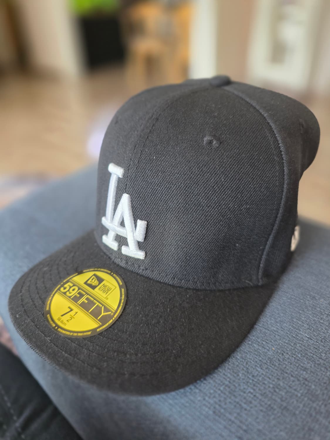 뉴에라 LA 다져스 캡 블랙 판매합니다. 상품이미지2