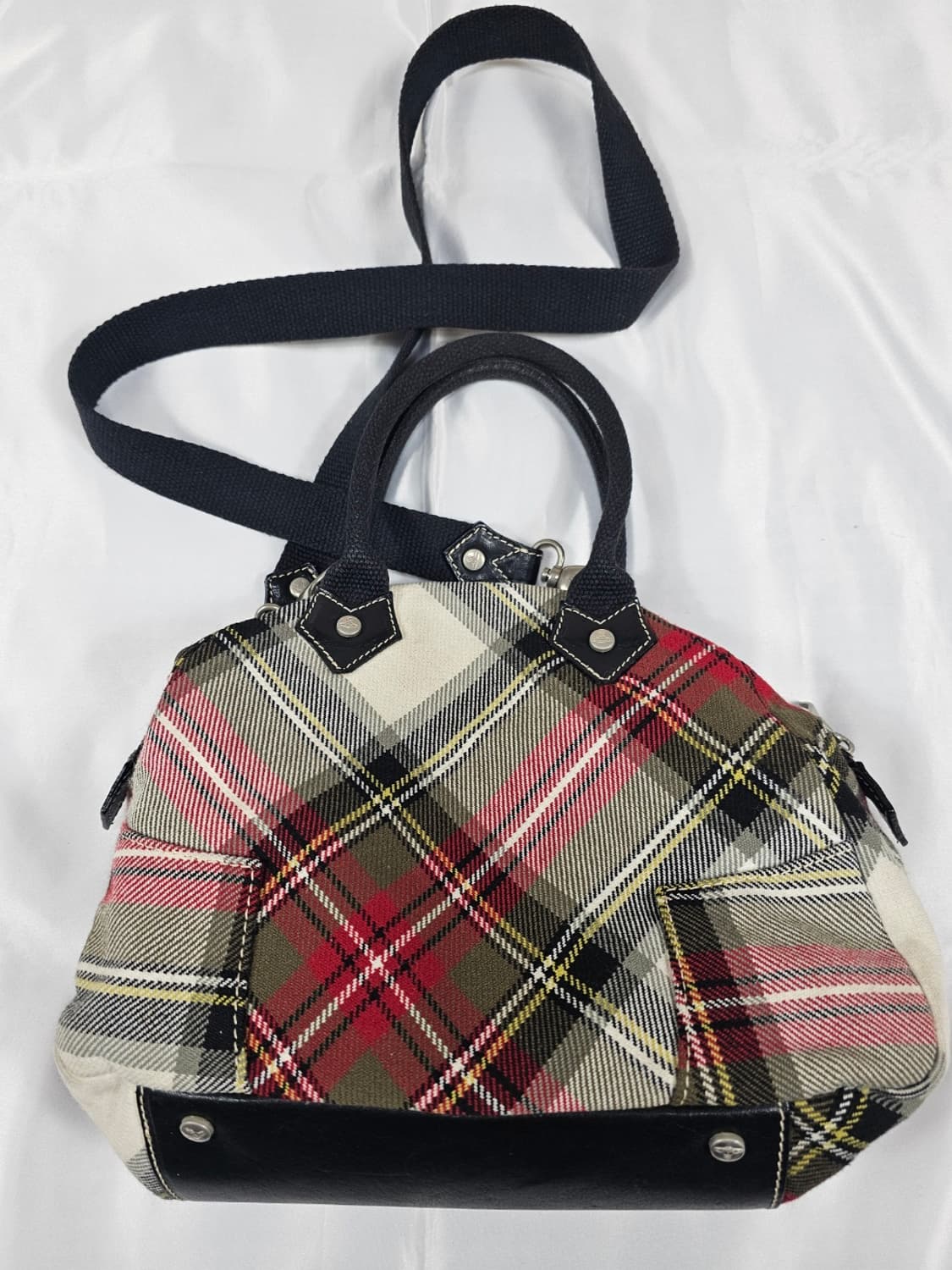 비비안웨스트우드야스민백 상품이미지2