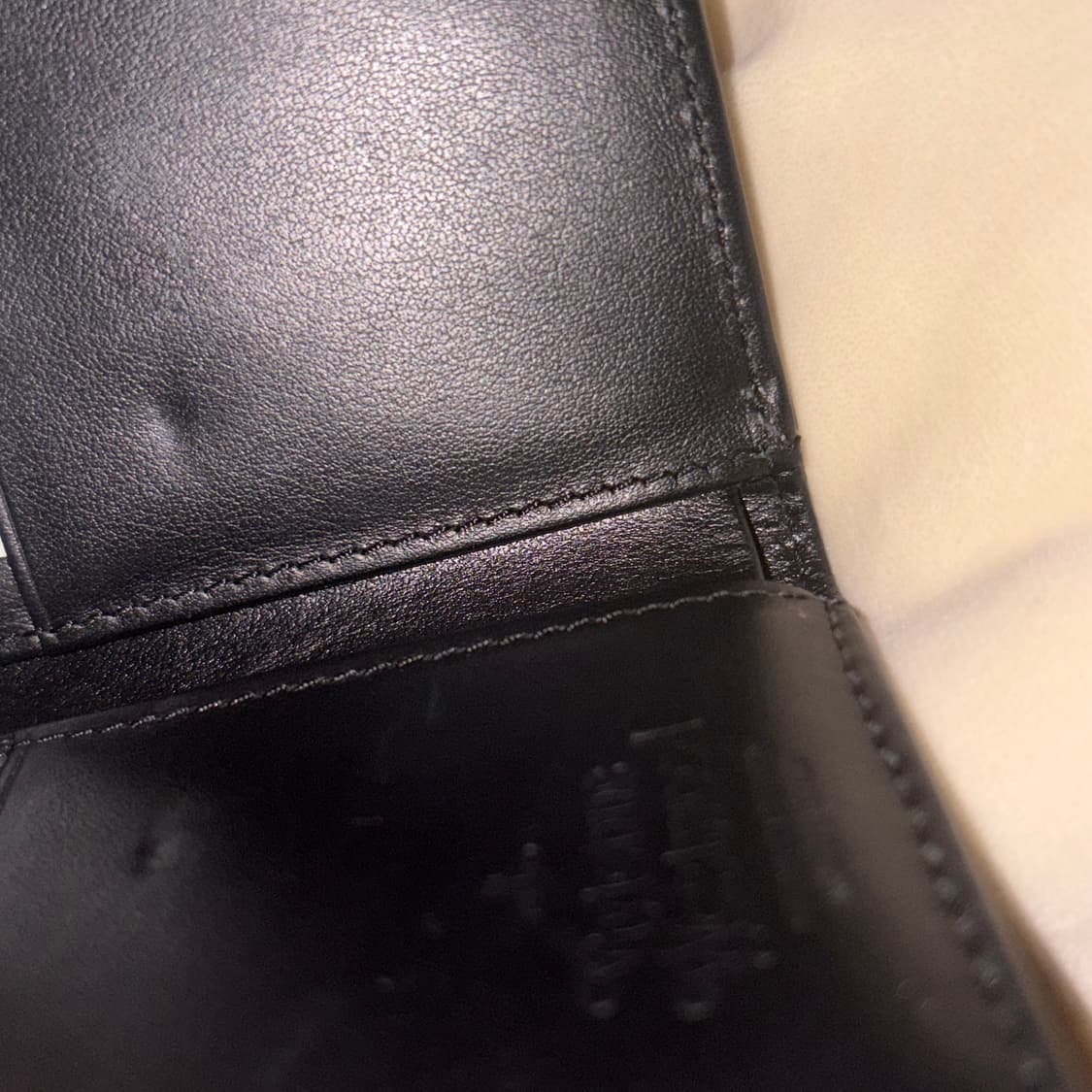 비비안웨스트우드 프레임 반지갑 상품이미지2