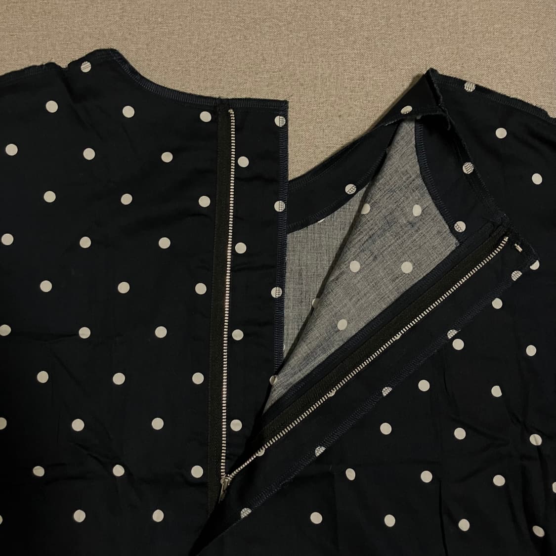 [S] 꼼데가르송 도트 블라우스 상품이미지3
