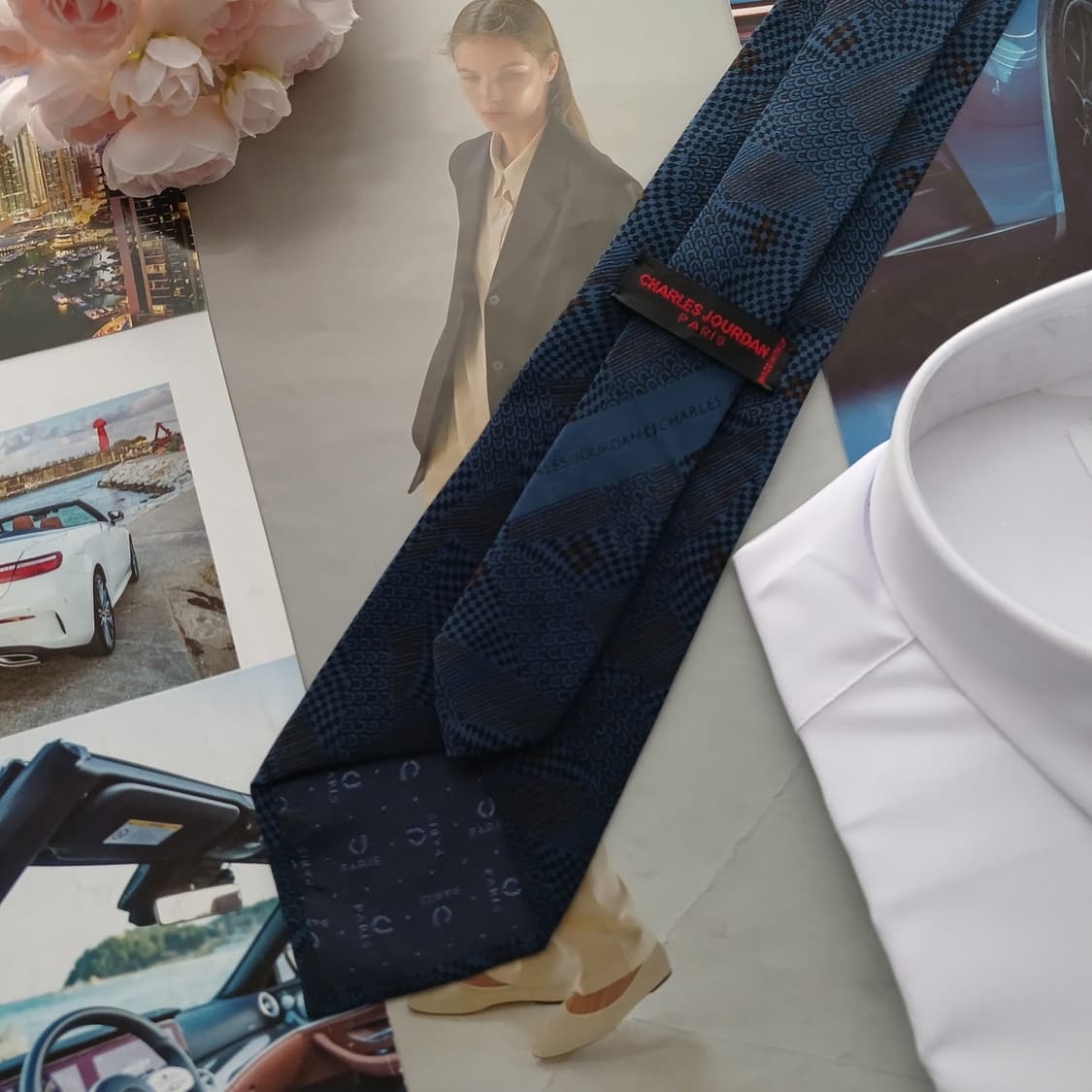 샤를주르당 실크 네이비 지오메트릭 넥타이 8.9cm A+등급 A18753 상품이미지4