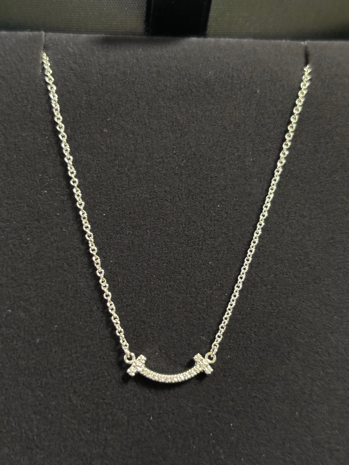 티파니 T 스마일 다이아 목걸이 화이트골드 상품이미지2