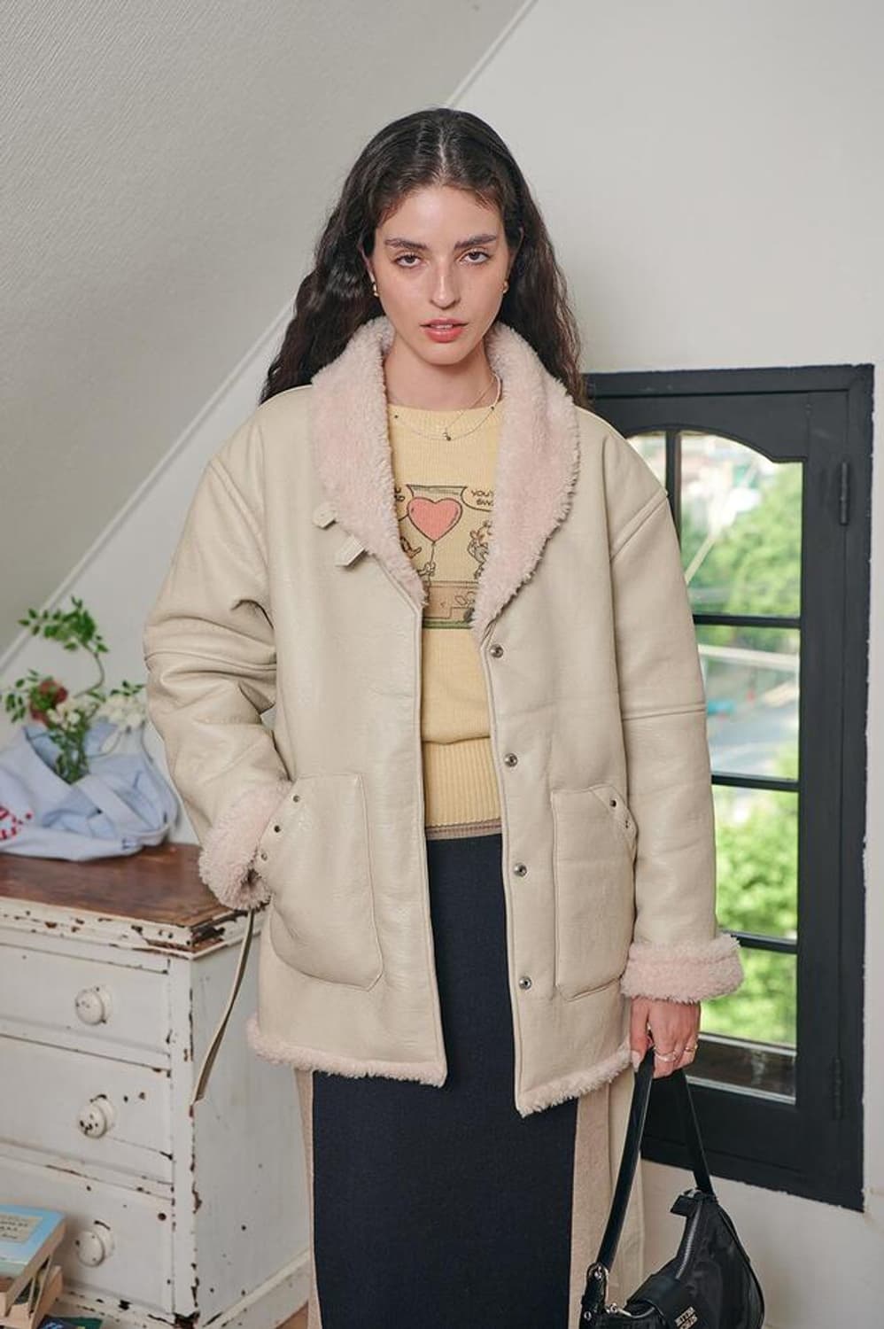 비터셀즈 무스탕 새상품 프리사이즈
 상품이미지2