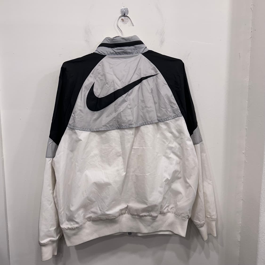 나이키 배색 래글런 이너메쉬 바람막이 상품이미지5