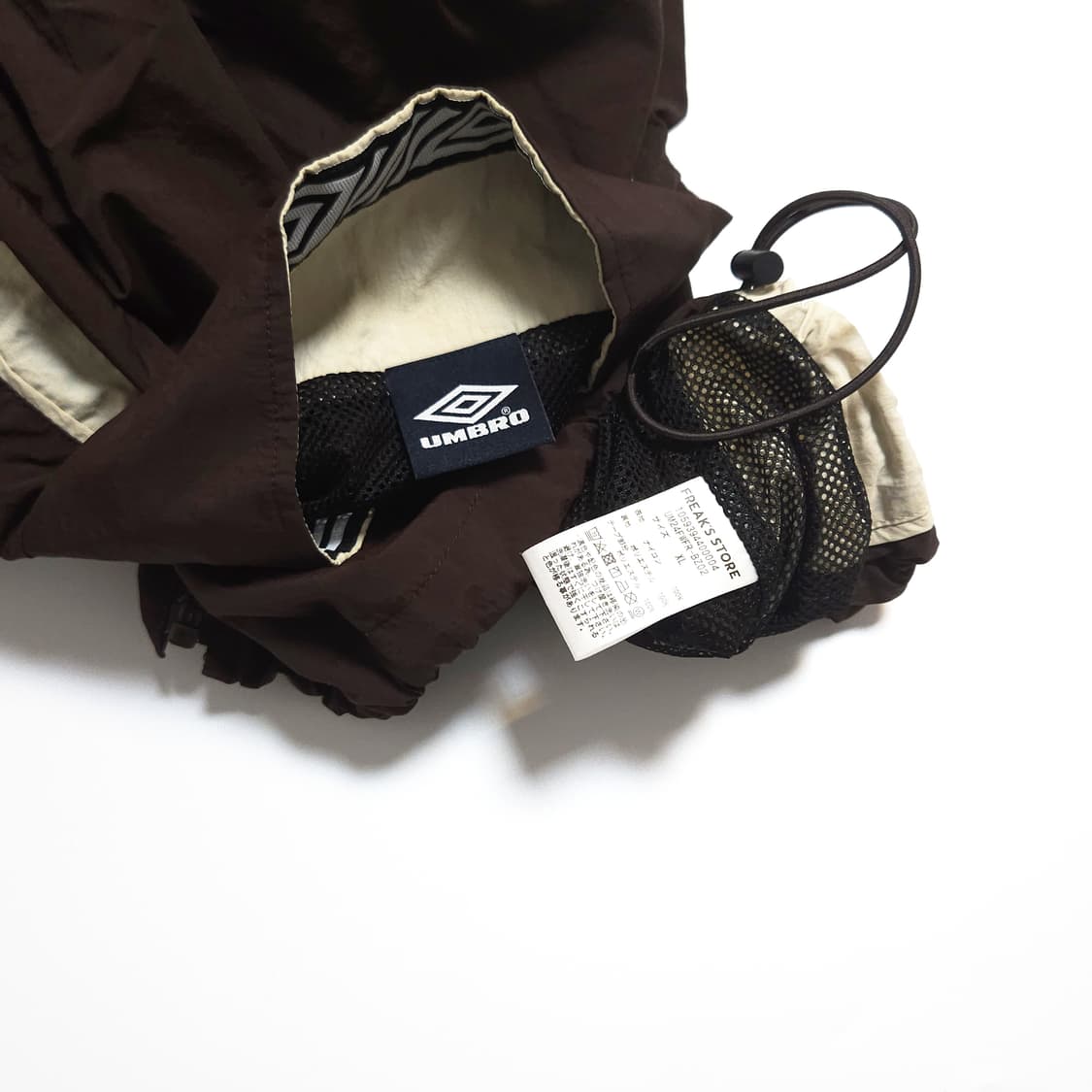 엄브로 프릭스스토어 별주 트랙 바람막이 자켓 브라운 상품이미지7