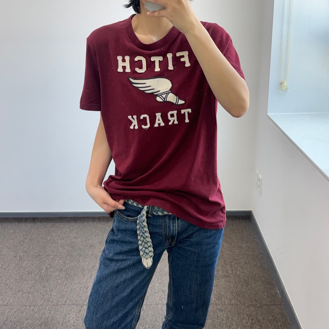 Abercrombie 아베크롬비 버건디 반팔  상품이미지2