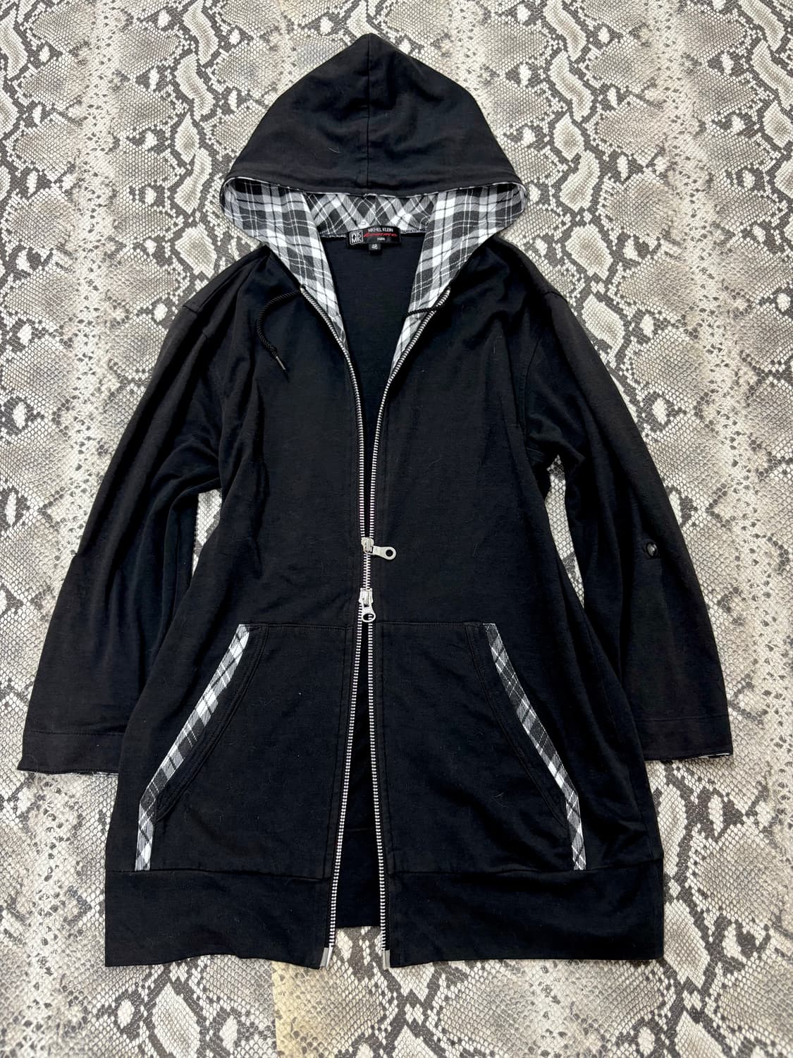 “Michel Klein” Minimal 2-way Check Hoode 상품이미지2