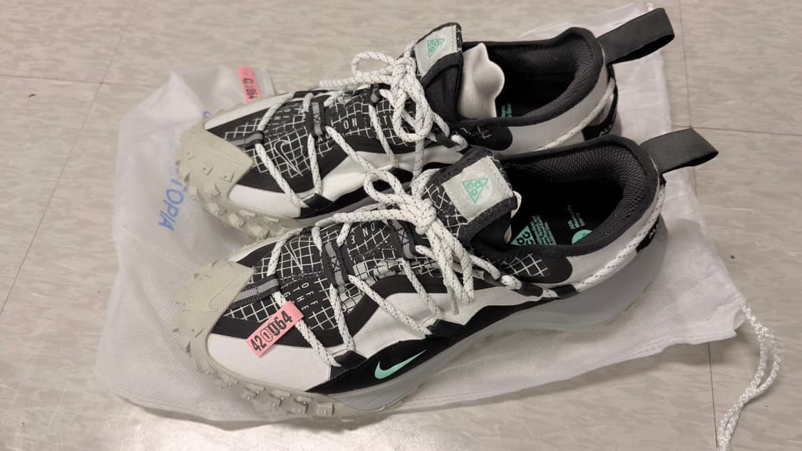 나이키 ACG 마운틴 로우 se 블랙  상품이미지1