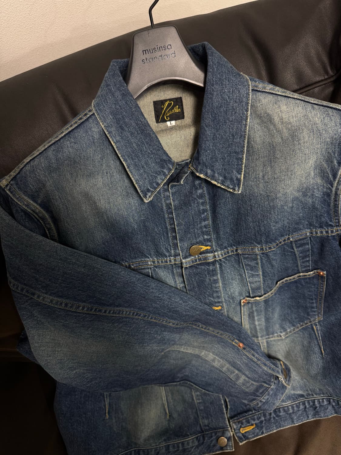 니들스 다트 데님자켓 상품이미지2