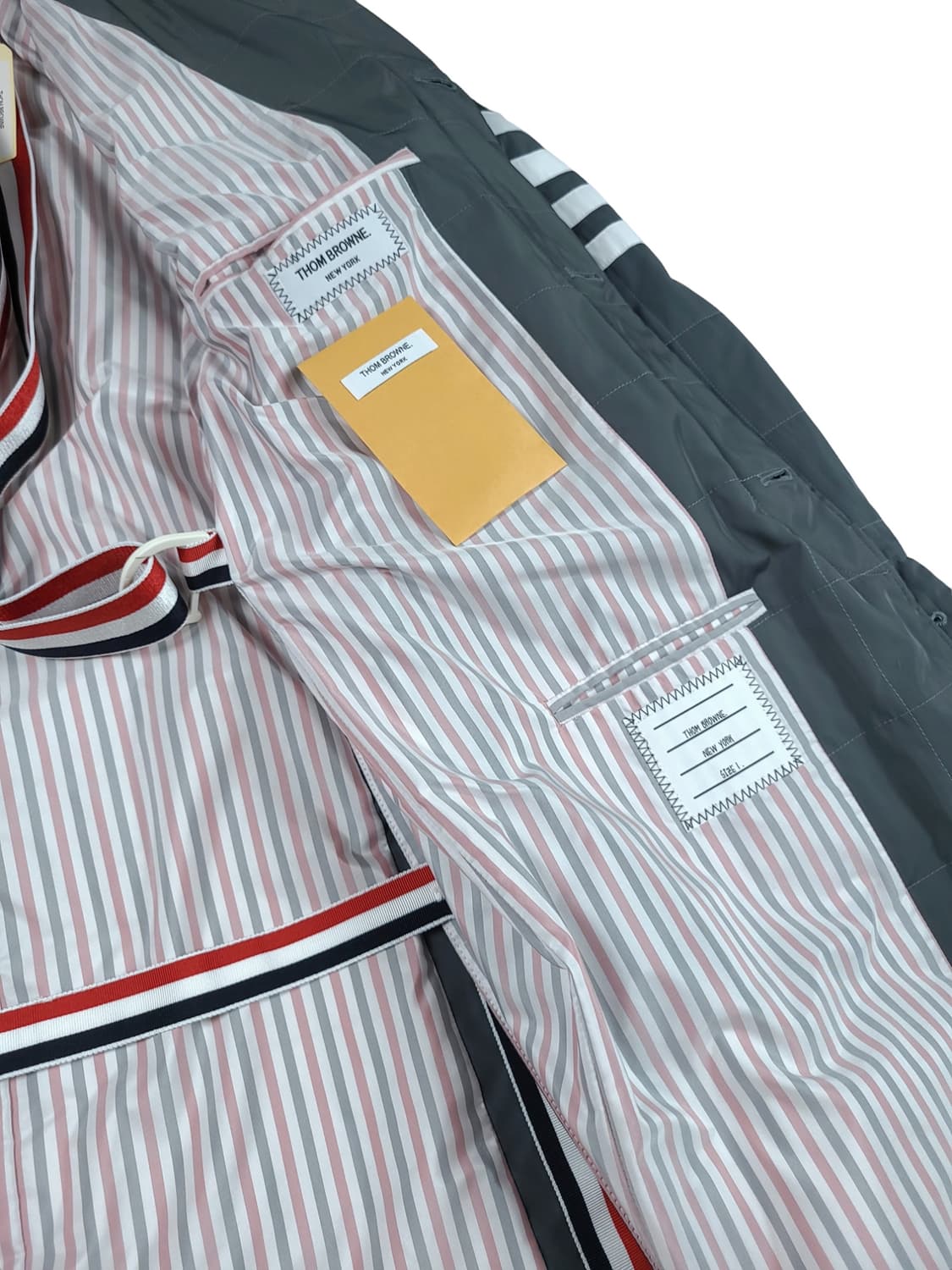 (새제품)톰브라운 23ss 4바 구스다운 패딩코트 상품이미지7