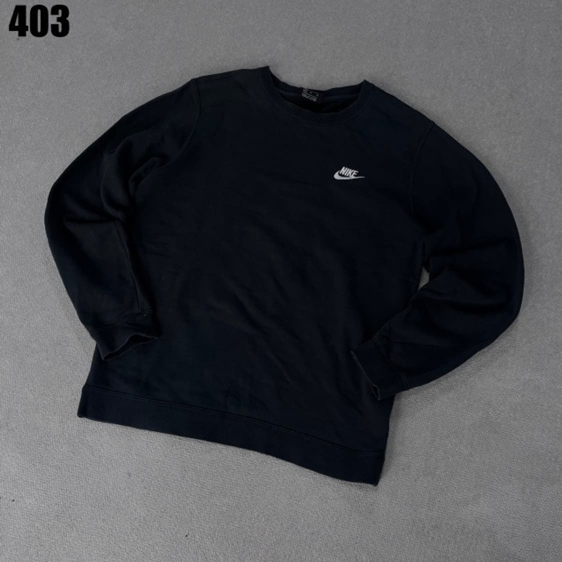 나이키 블랙 맨투맨  상품이미지1