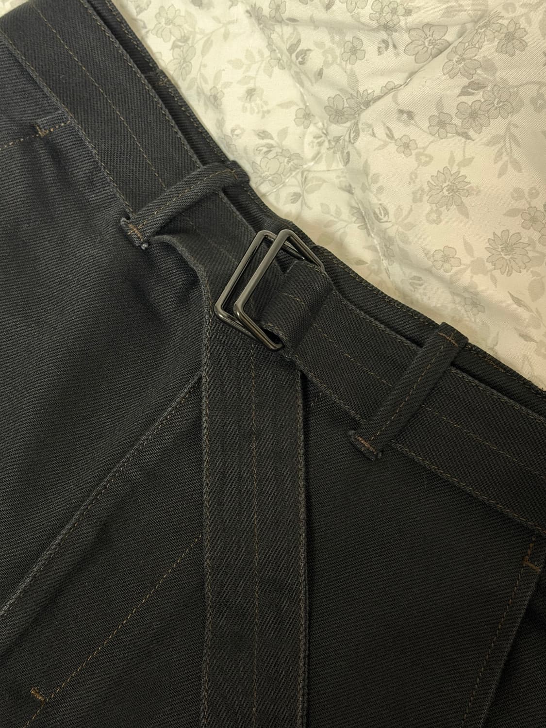 르메르 트위스티드 팬츠 상품이미지2