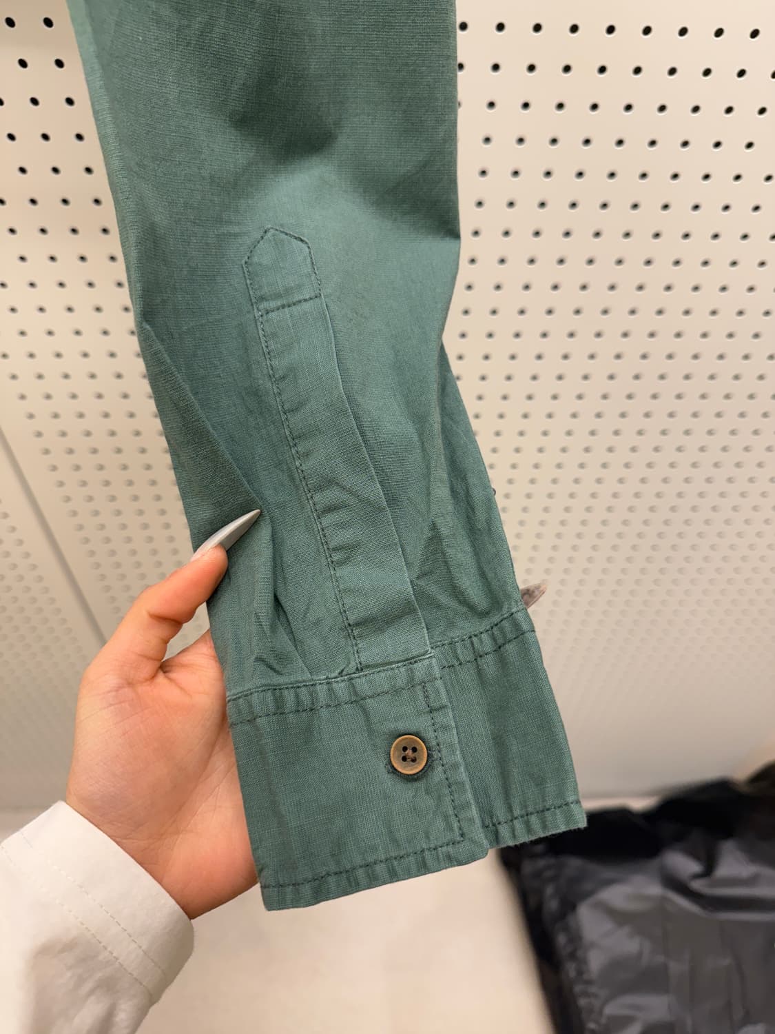 칼하트 리메이크 크롭 그린 셔츠 U866  상품이미지4