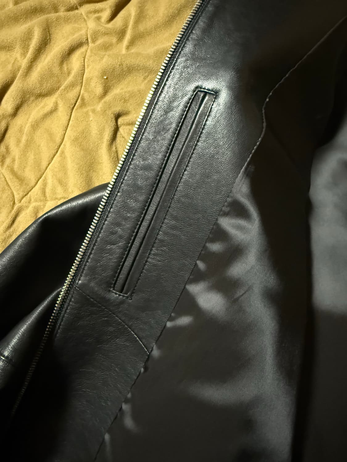 [1] 다이브인 루즈드 베지터블 램스킨 레더 자켓 블랙 팝니다 상품이미지7