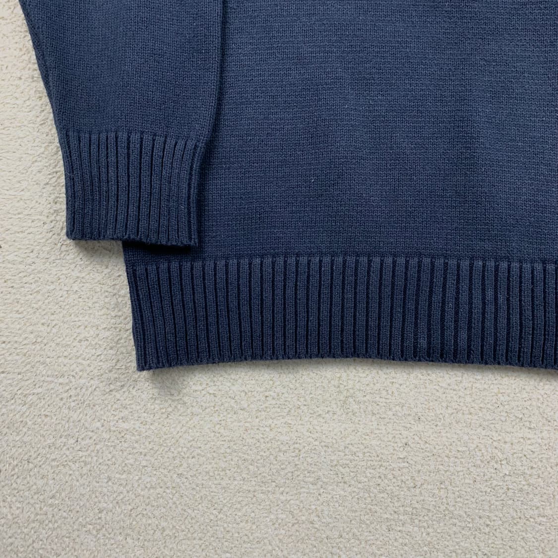 휴먼메이드 x 카우스 빅로고 니트 네이비 상품이미지4