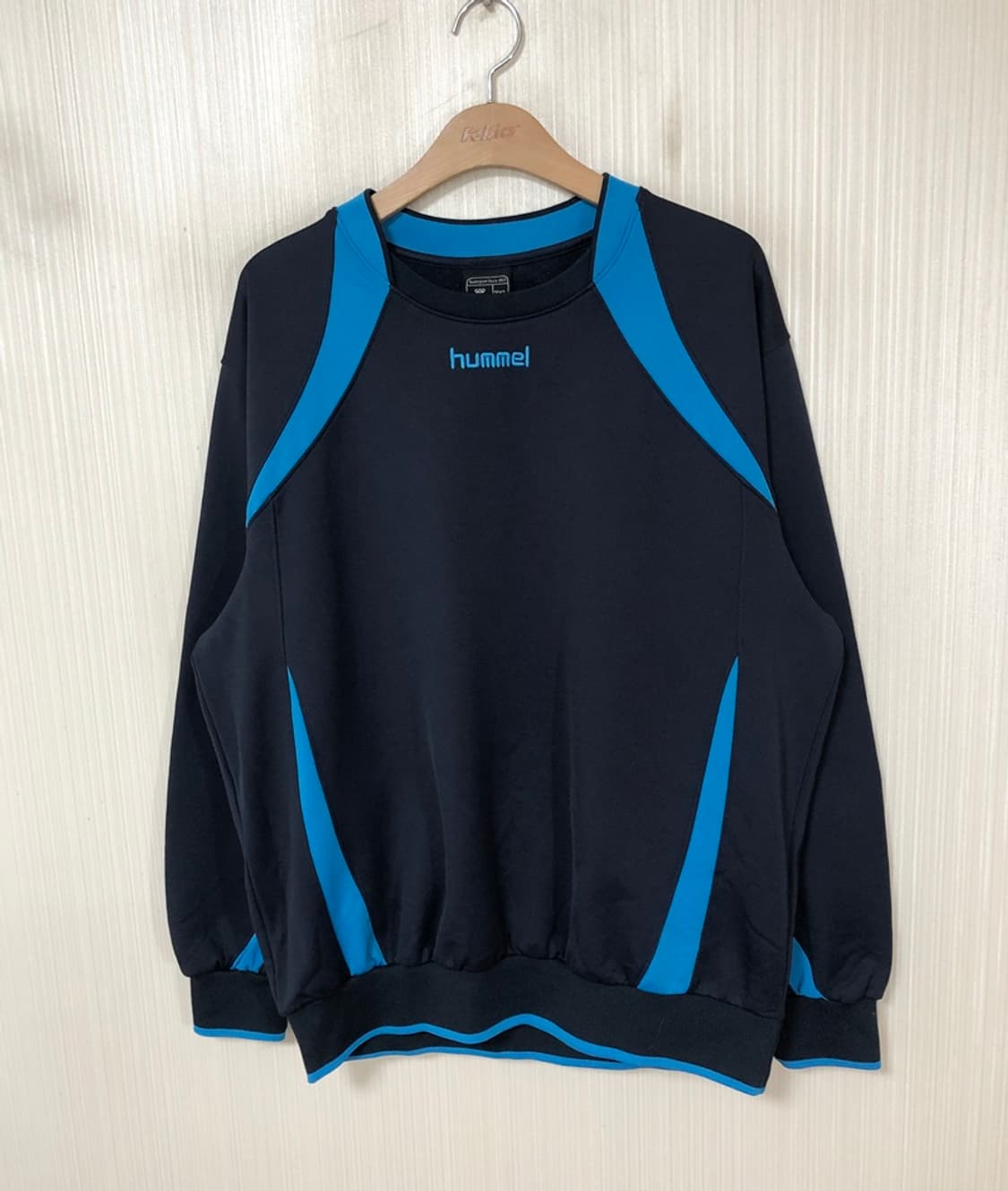 험멜(hummel) 울산대학교 축구부 스웨트탑 3XL 상품이미지2