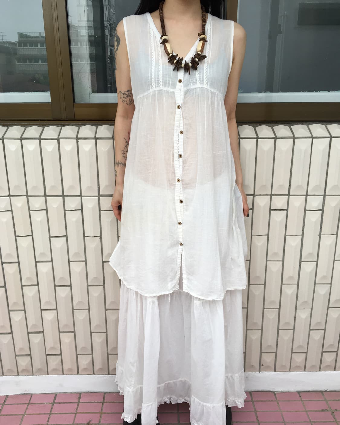 Button up white sleeveless 상품이미지1