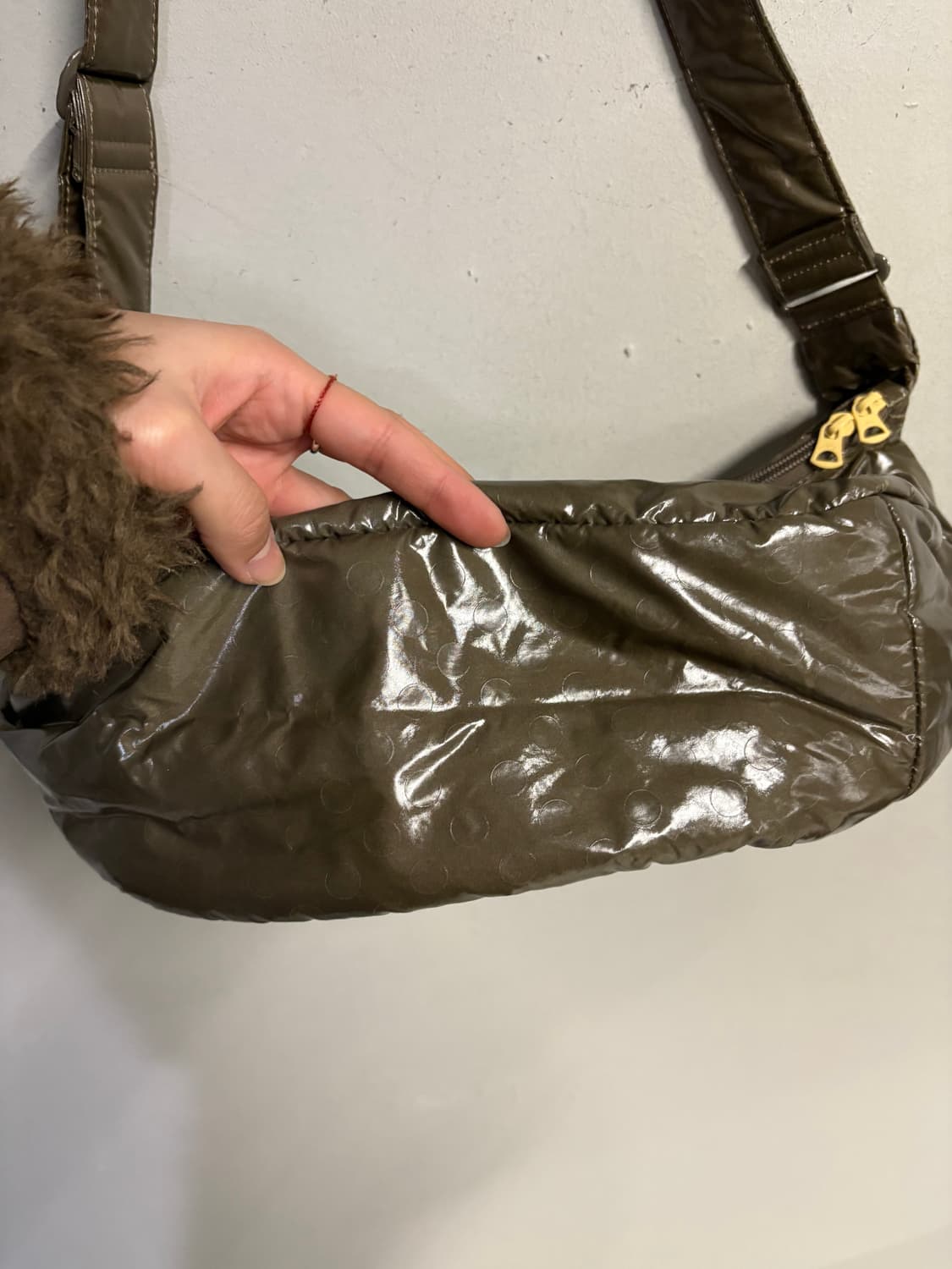 PORTER big dot embossing cross bag khaki 상품이미지7