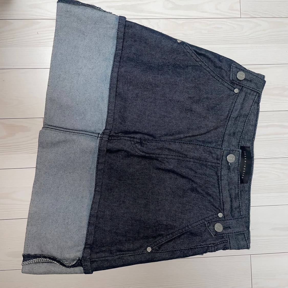 트리밍버드 롤업 데님 미니 스커트 상품이미지2