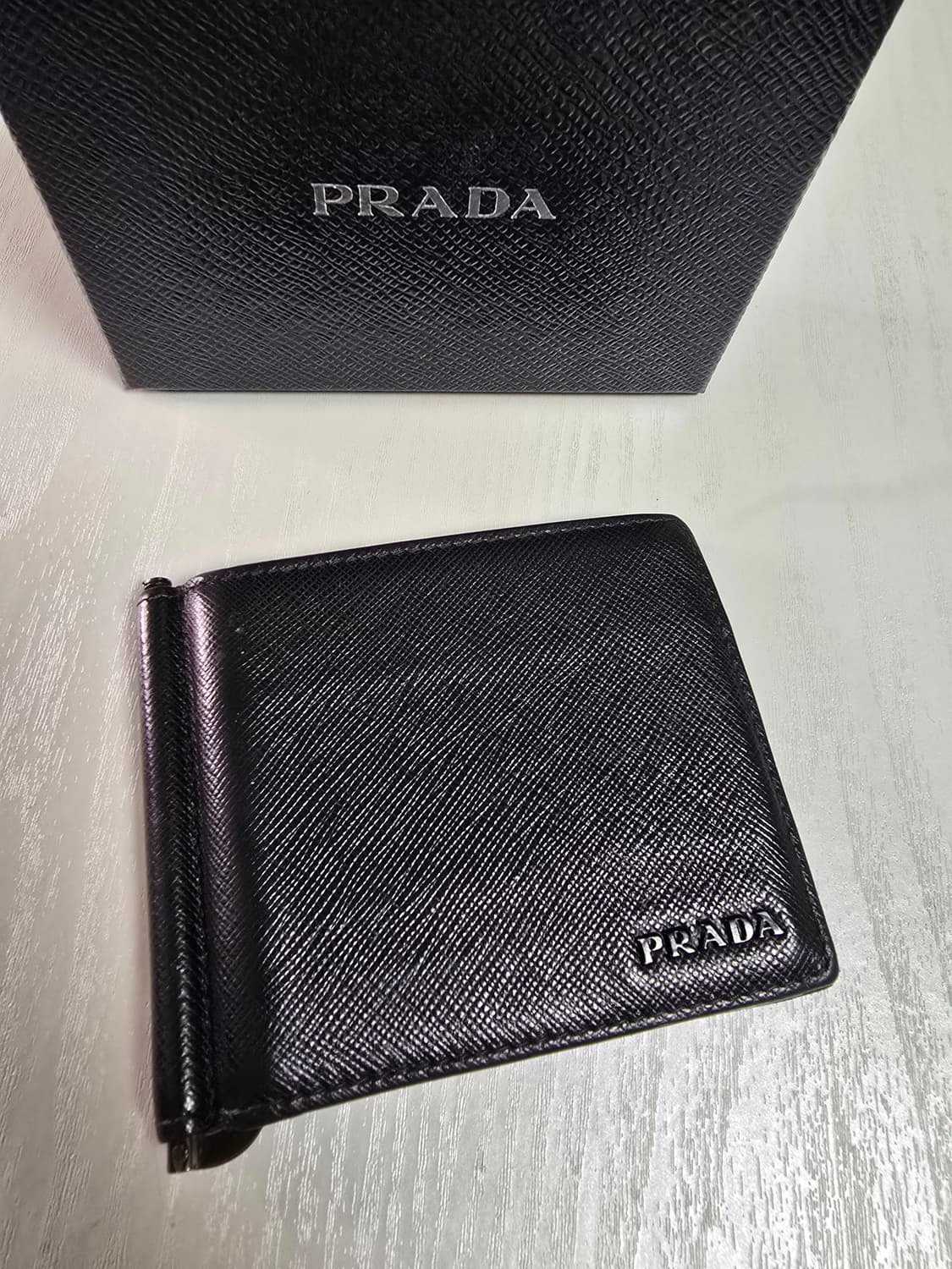 프라다 머니클립 상품이미지1