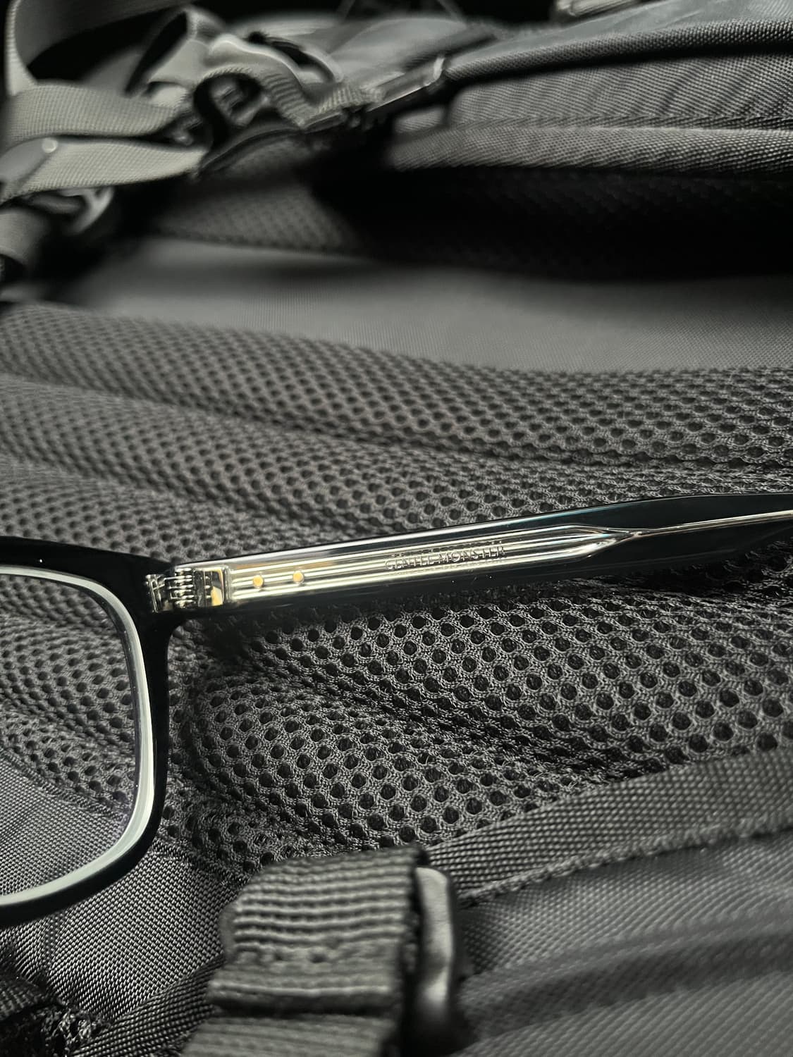 젠틀몬스터 칼(Karl) 01 블랙 상품이미지6