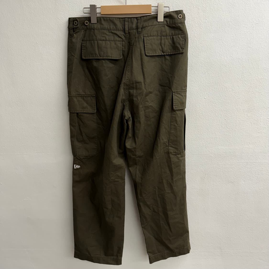 뉴에라 카고 카키색 포켓 팬츠 100 상품이미지3