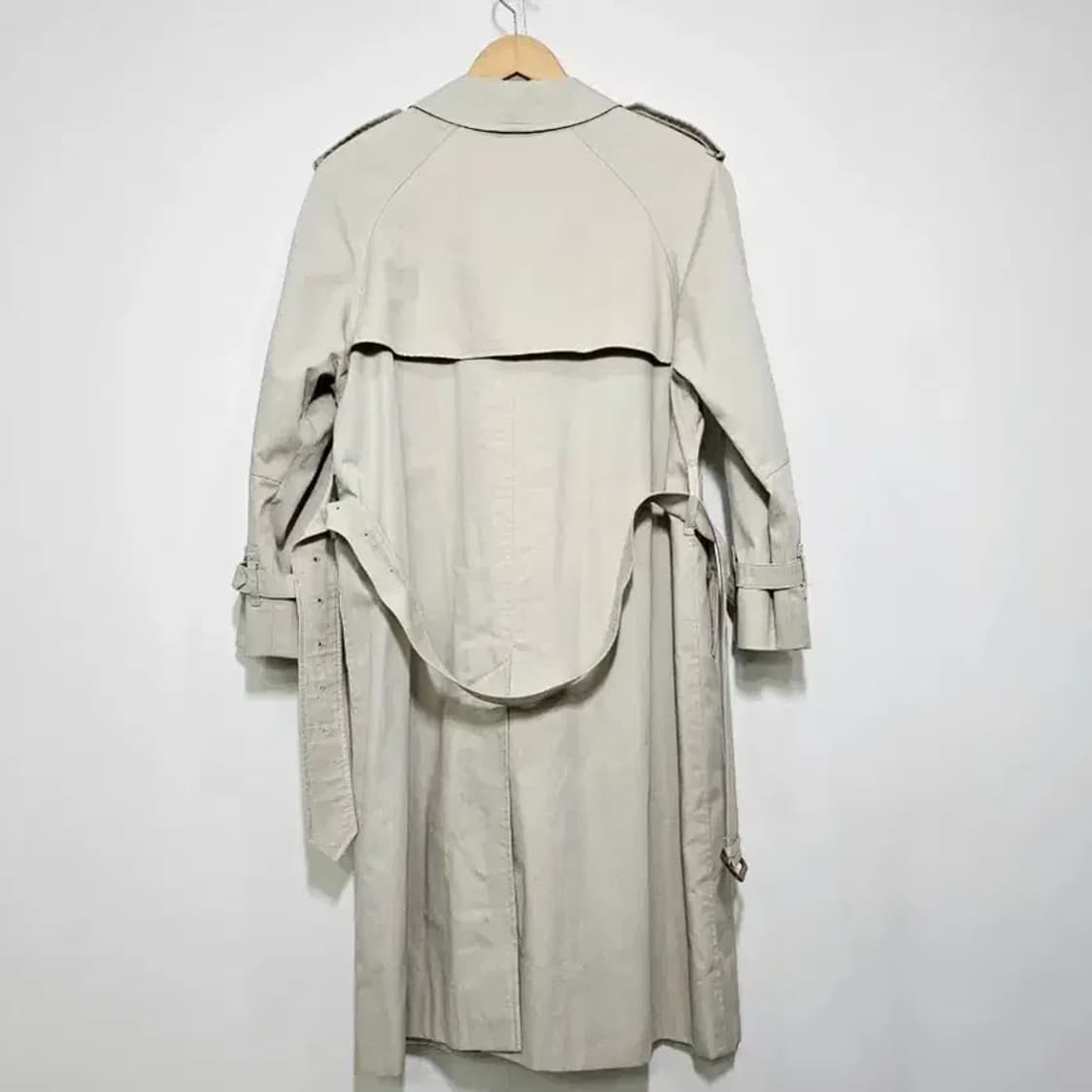 버버리 트렌치코트 ~55반버버리 트렌치코트 ~55반

버버리 트렌치코트  상품이미지6