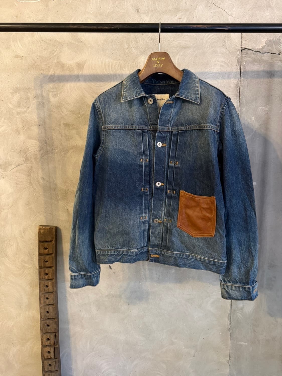 니서스 호텔 데님 트러커 자켓 100 상품이미지1