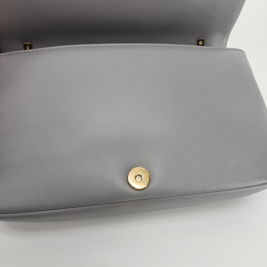 초민트급 버버리 스몰 롤라백 체인 숄더백 그레이 금장 상품이미지5