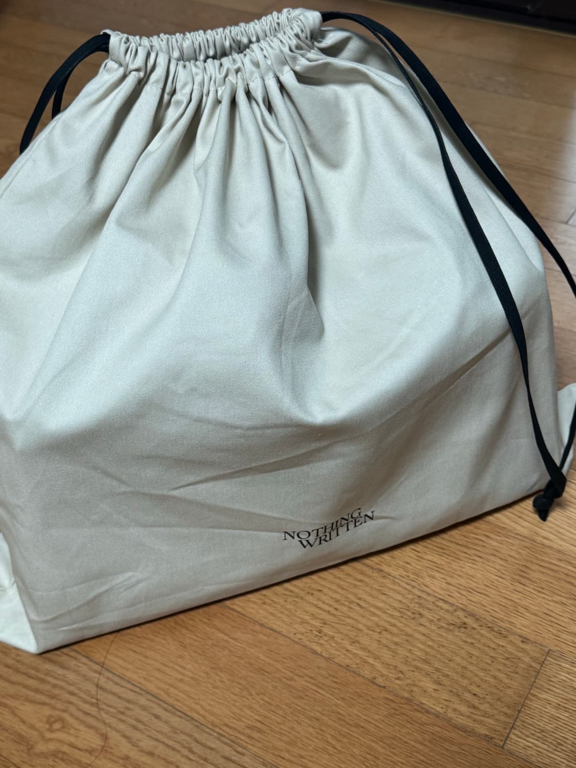 낫띵리튼 포켓숄더백 택 뜯은 새상품 상품이미지5