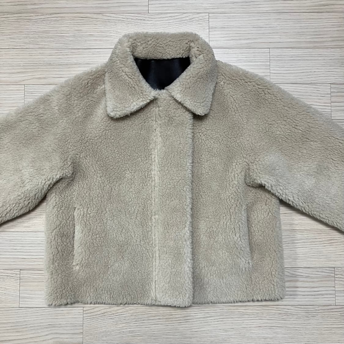 파사드패턴 램스울 리버시블 무스탕 브라운 상품이미지8