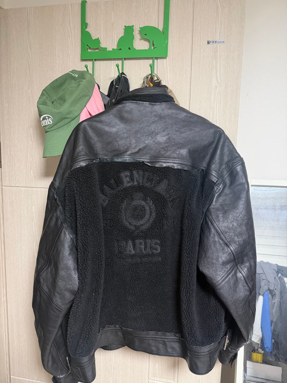 발렌시아가 1917 컬리지 레더 후드 판매합니다. 상품이미지7