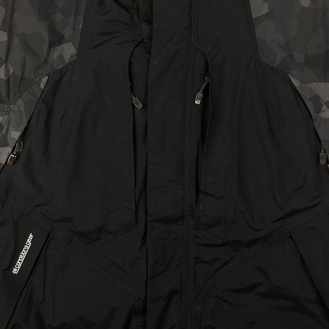 나이키 acg 블랙 카모 자켓 상품이미지5